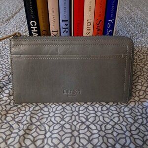 MARGOT light green leather wallet/wristlet NWOT